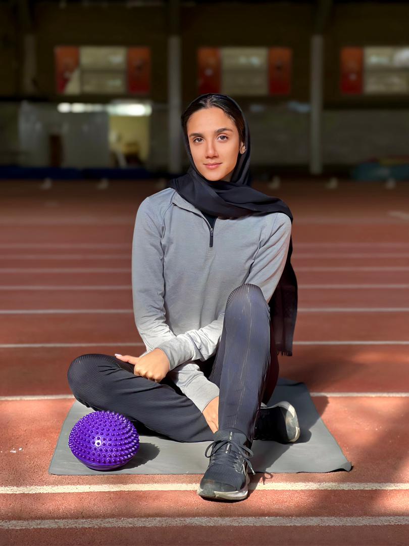 درباره نیلوفر